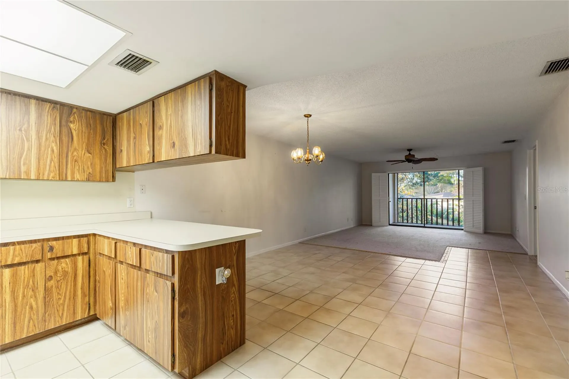101 Lake Avenue NE Largo FL 33771