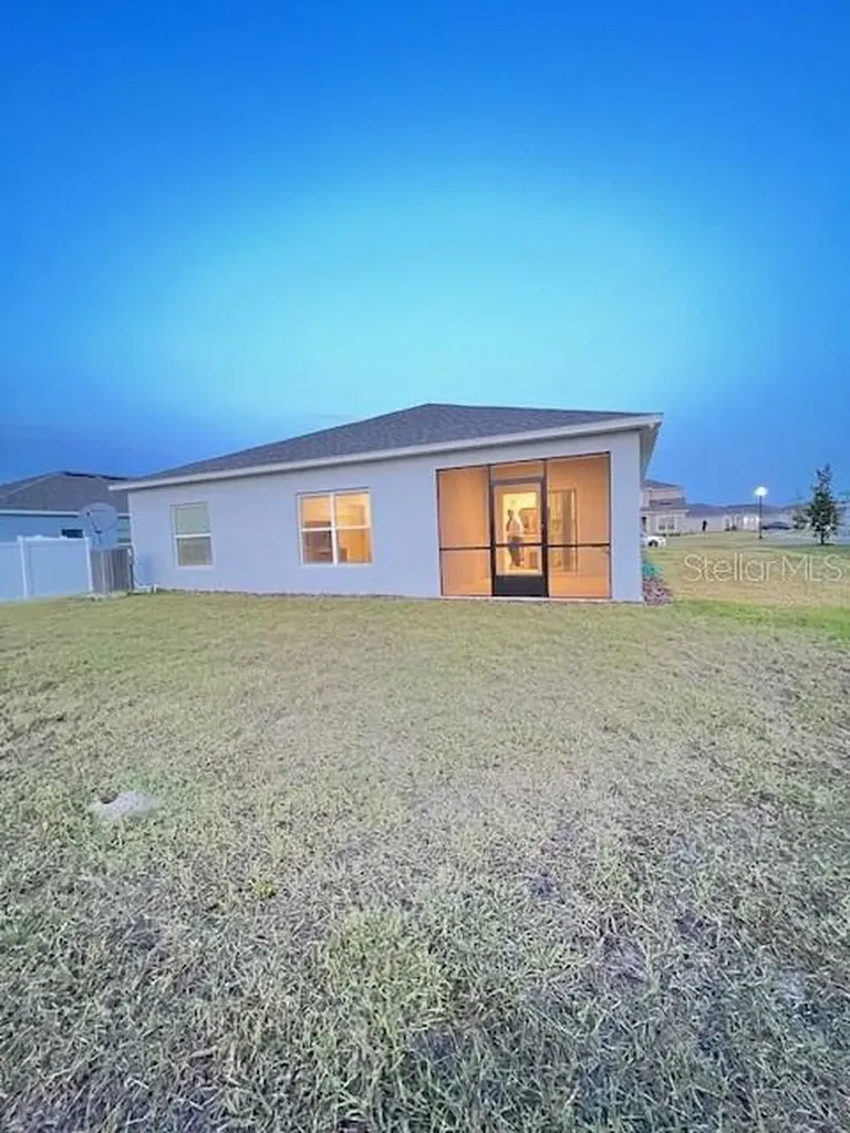 200 Aquamarine Lane Kissimmee FL 34758