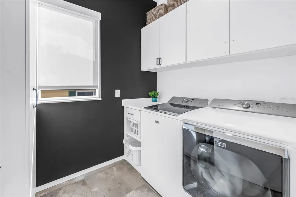 3324 Walnut Street NE St Petersburg FL 33704