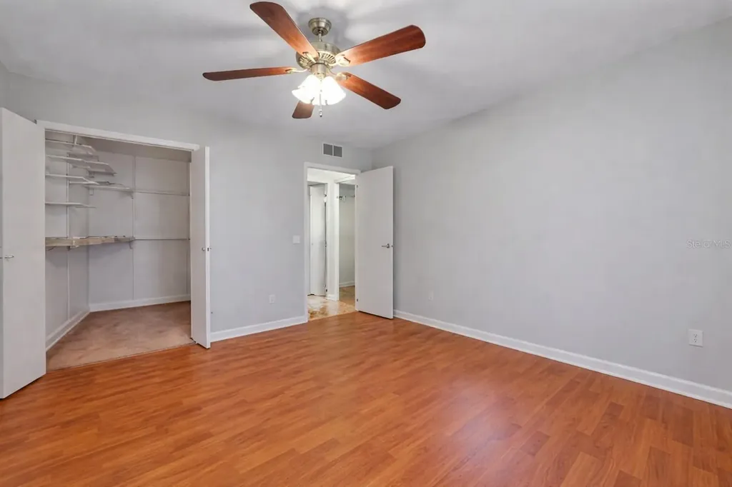 201 Bedford Trail Sun City Center FL 33573