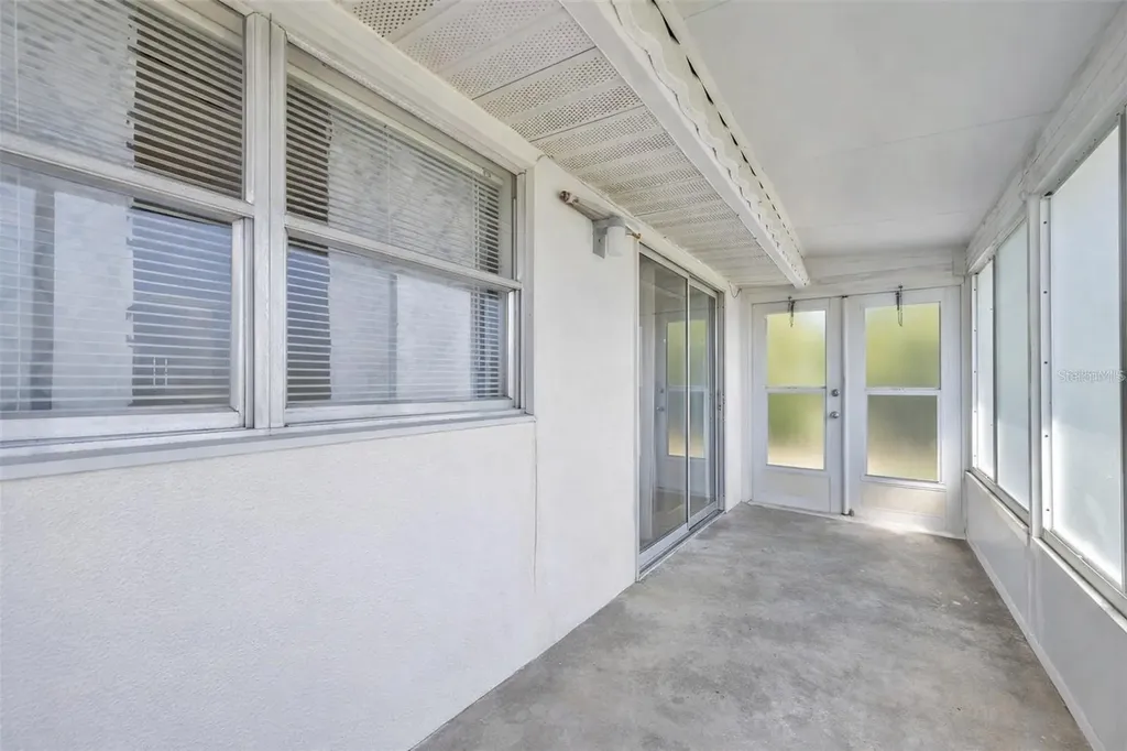 201 Bedford Trail Sun City Center FL 33573