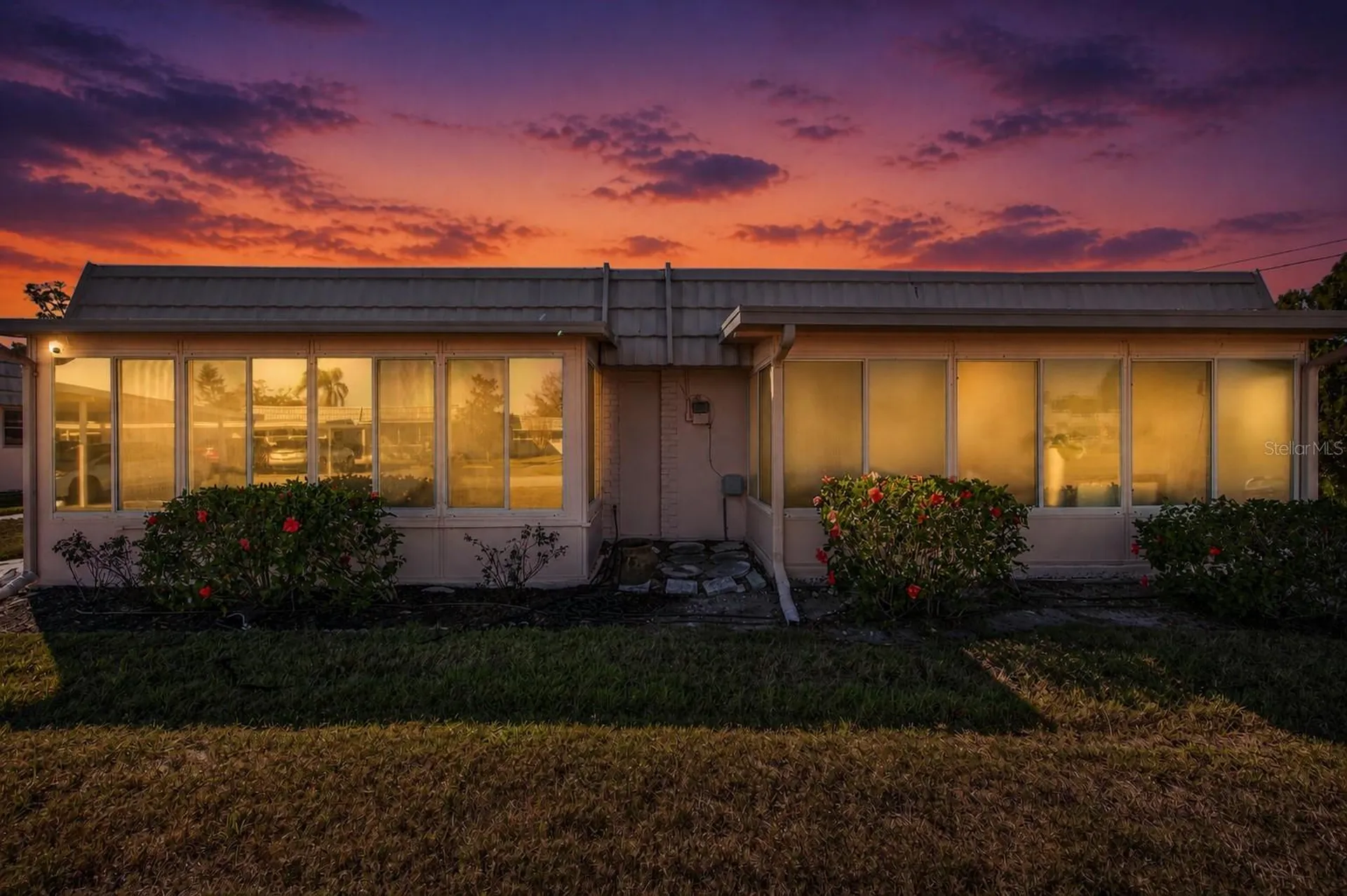 201 Bedford Trail Sun City Center FL 33573