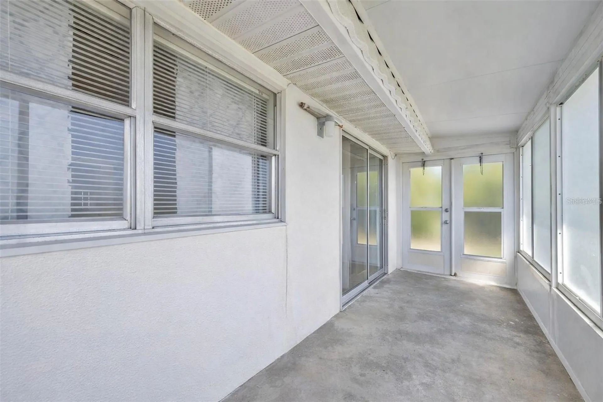 201 Bedford Trail Sun City Center FL 33573