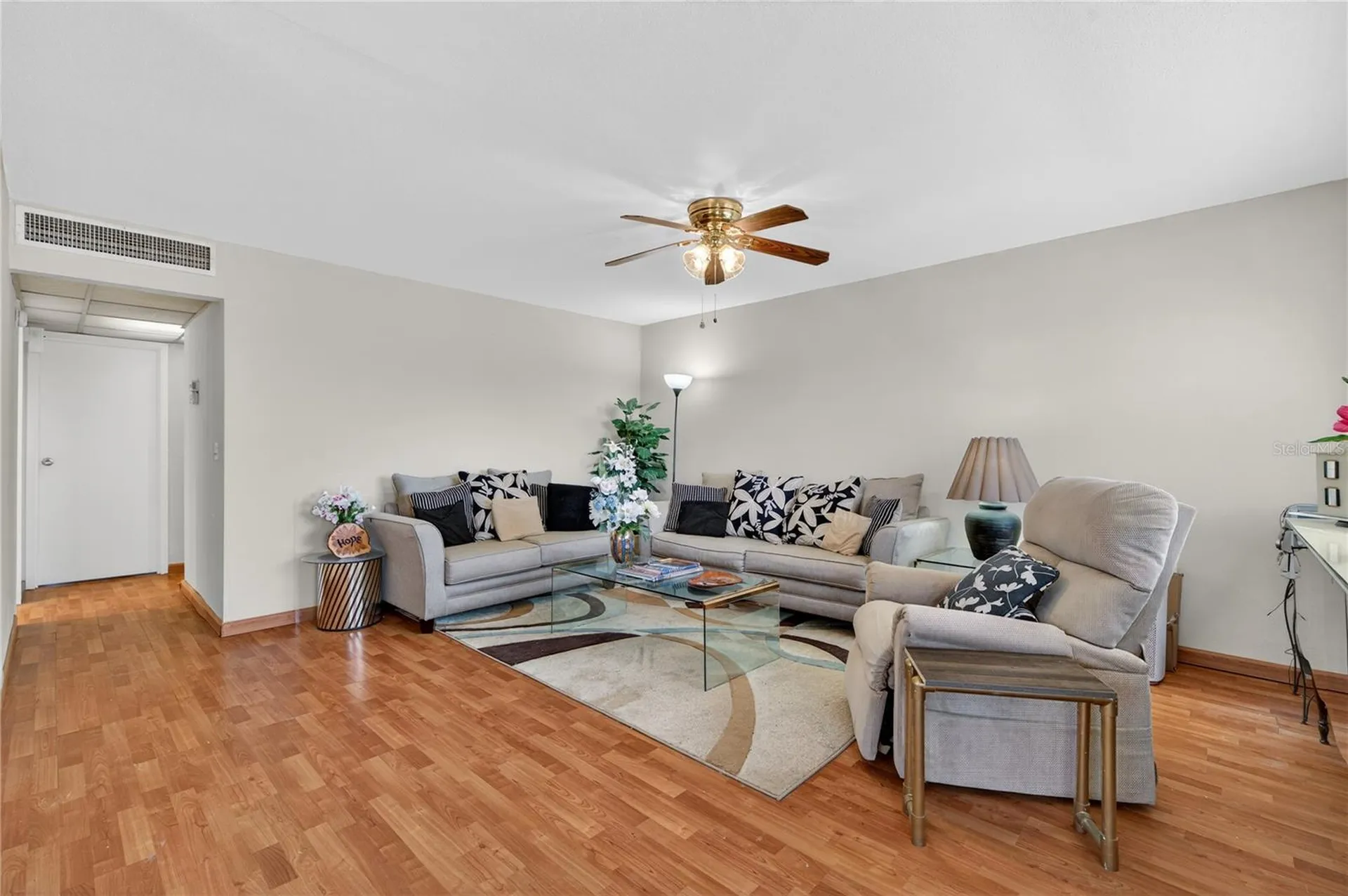 201 Bedford Trail Sun City Center FL 33573