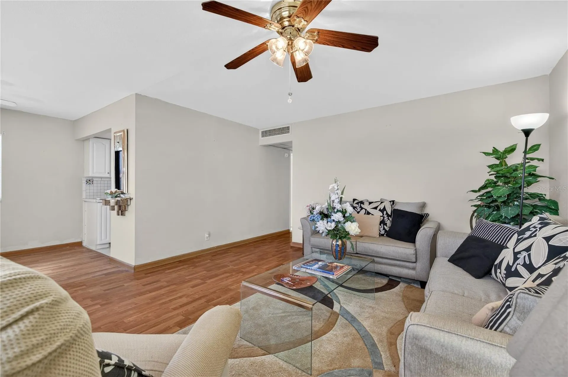 201 Bedford Trail Sun City Center FL 33573