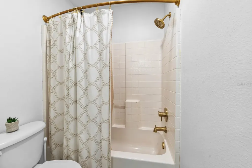 12402 Rustic View Court Tampa FL 33635