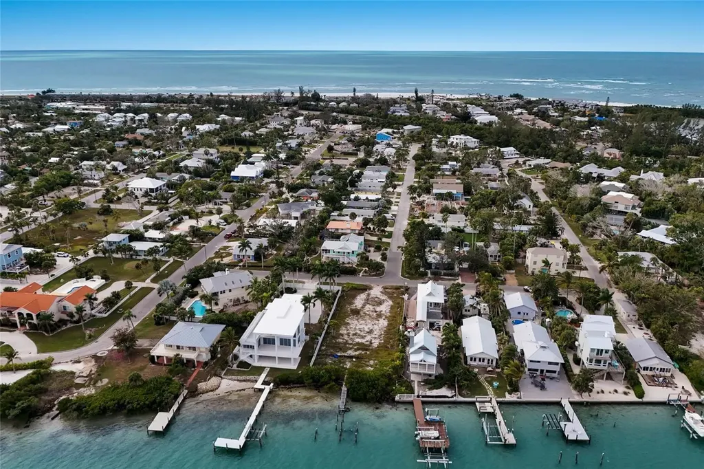 7094 Longboat Drive E Longboat Key FL 34228