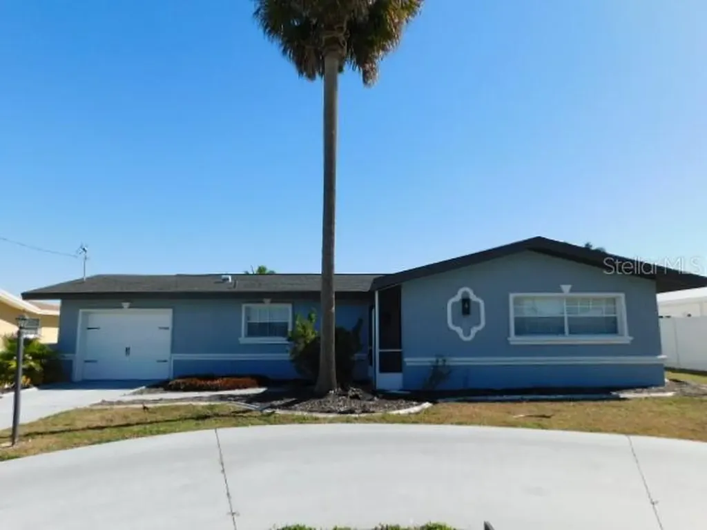 3105 SE 16th Place Cape Coral FL 33904