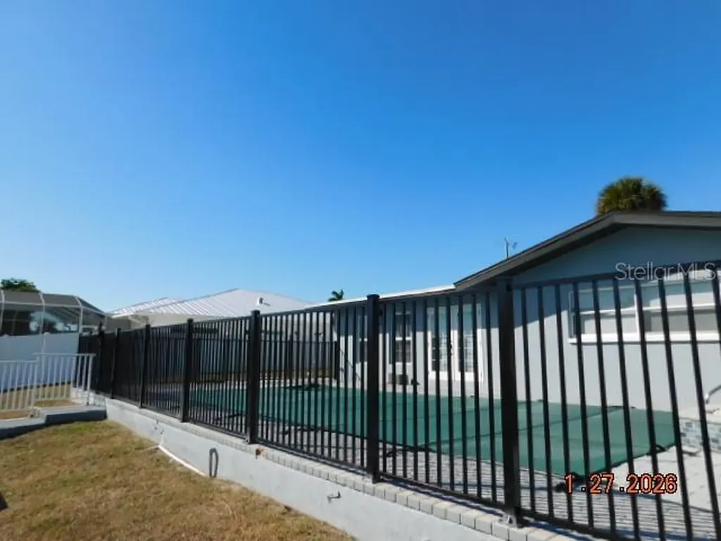 3105 SE 16th Place Cape Coral FL 33904