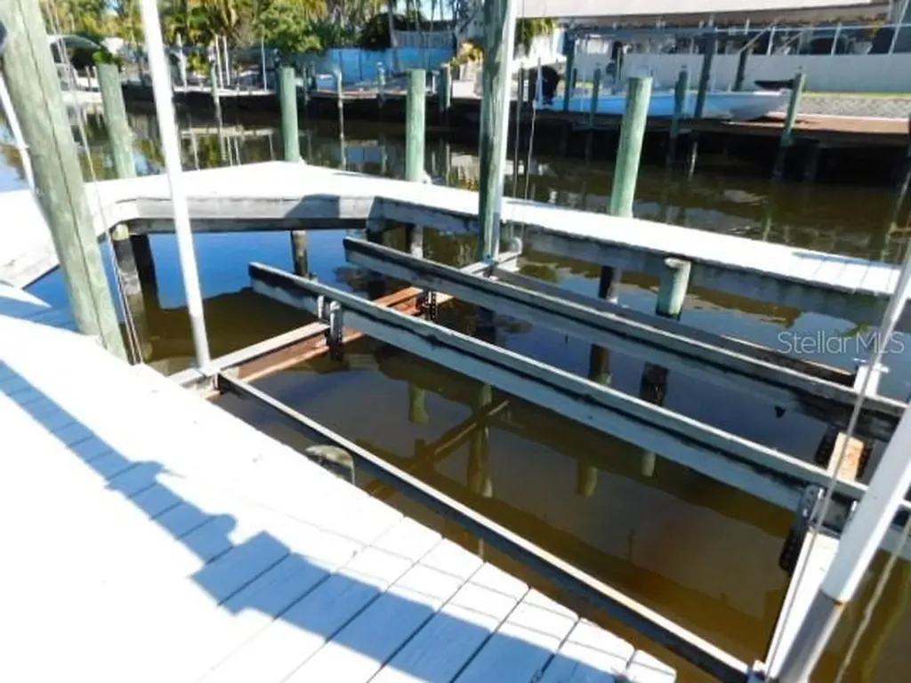 3105 SE 16th Place Cape Coral FL 33904