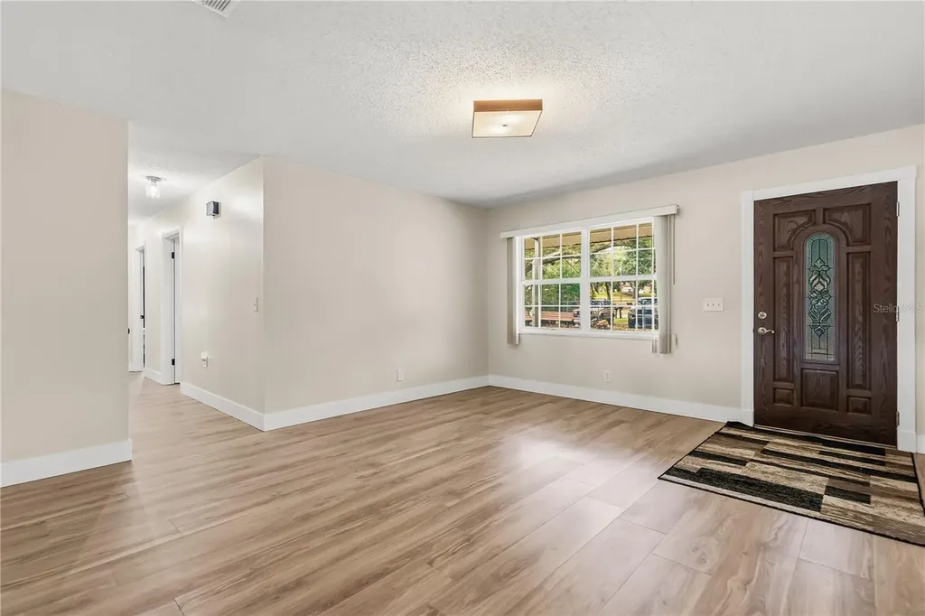 9909 Jacaranda Avenue Clermont FL 34711
