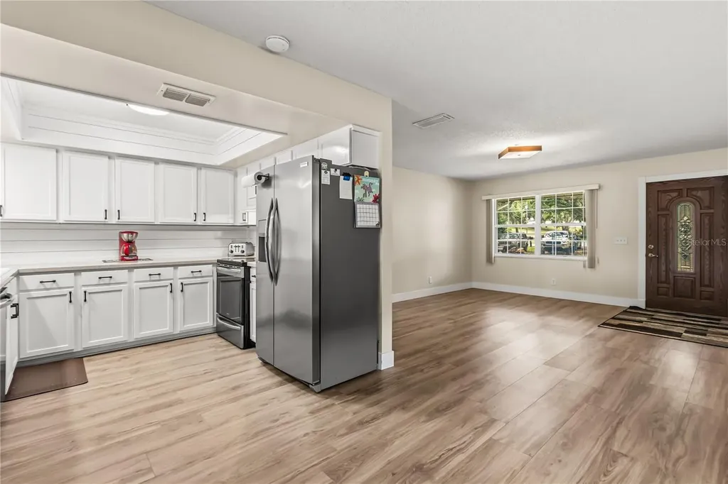 9909 Jacaranda Avenue Clermont FL 34711