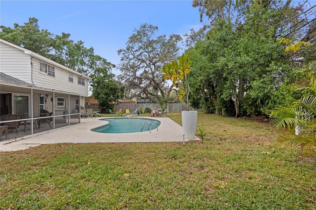 1437 Glenview Road Palm Harbor FL 34683