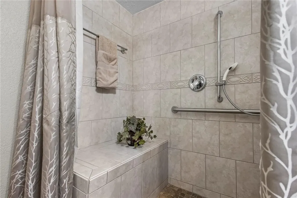 1437 Glenview Road Palm Harbor FL 34683