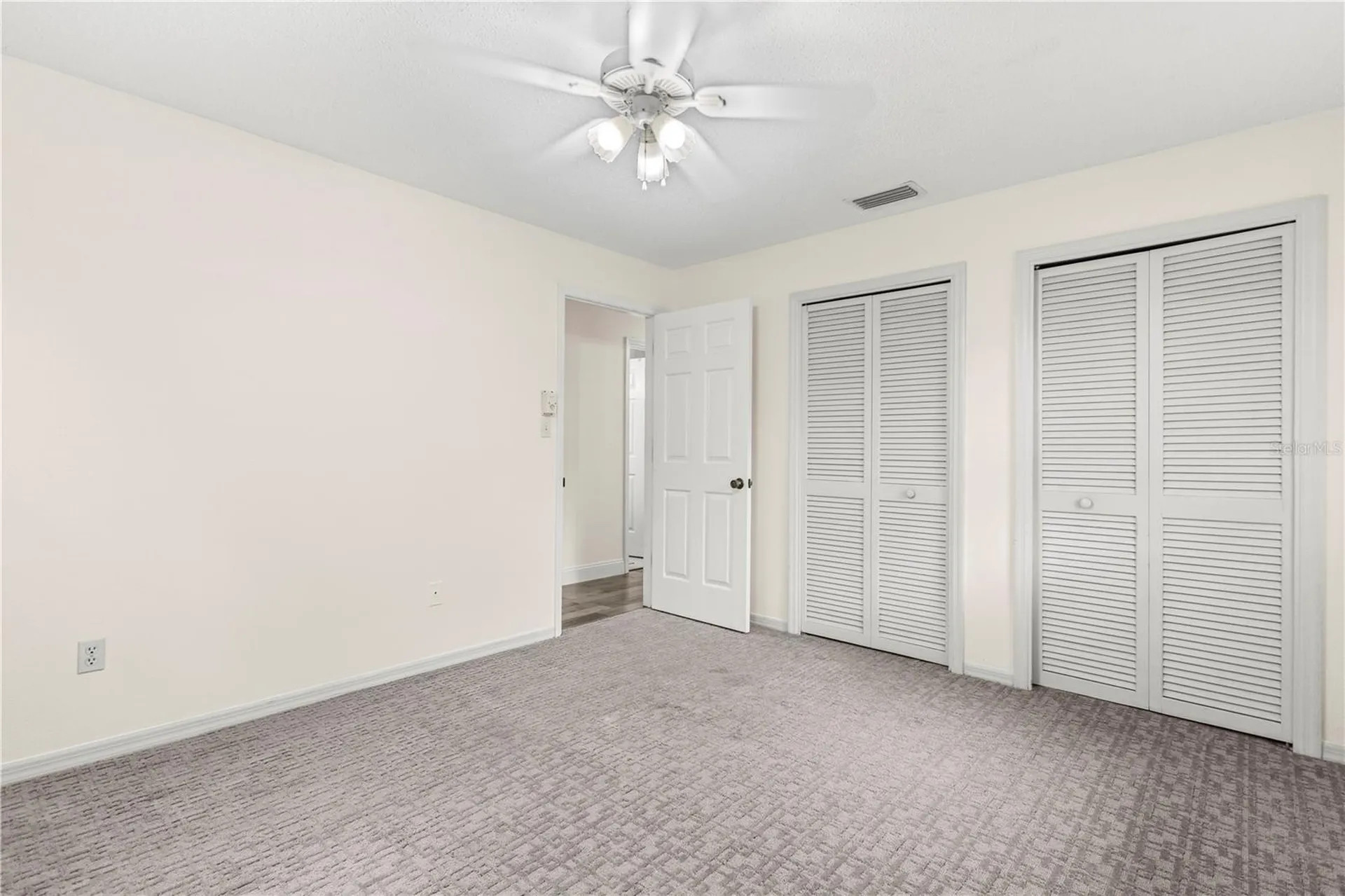 1437 Glenview Road Palm Harbor FL 34683