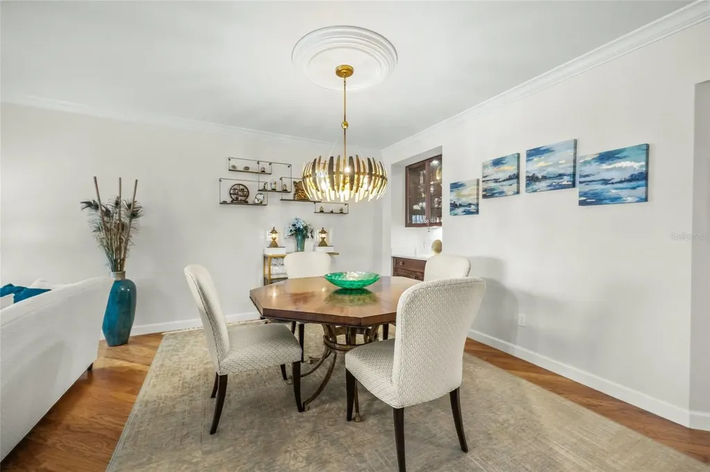 1260 Dolphin Bay Way Sarasota FL 34242