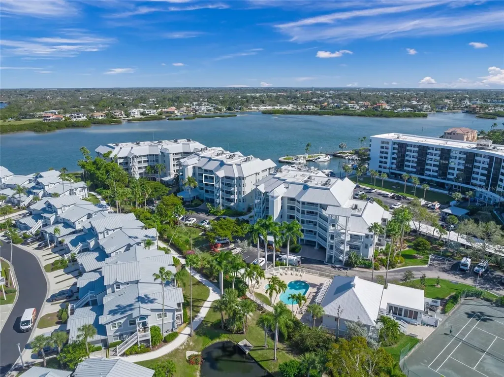 1260 Dolphin Bay Way Sarasota FL 34242