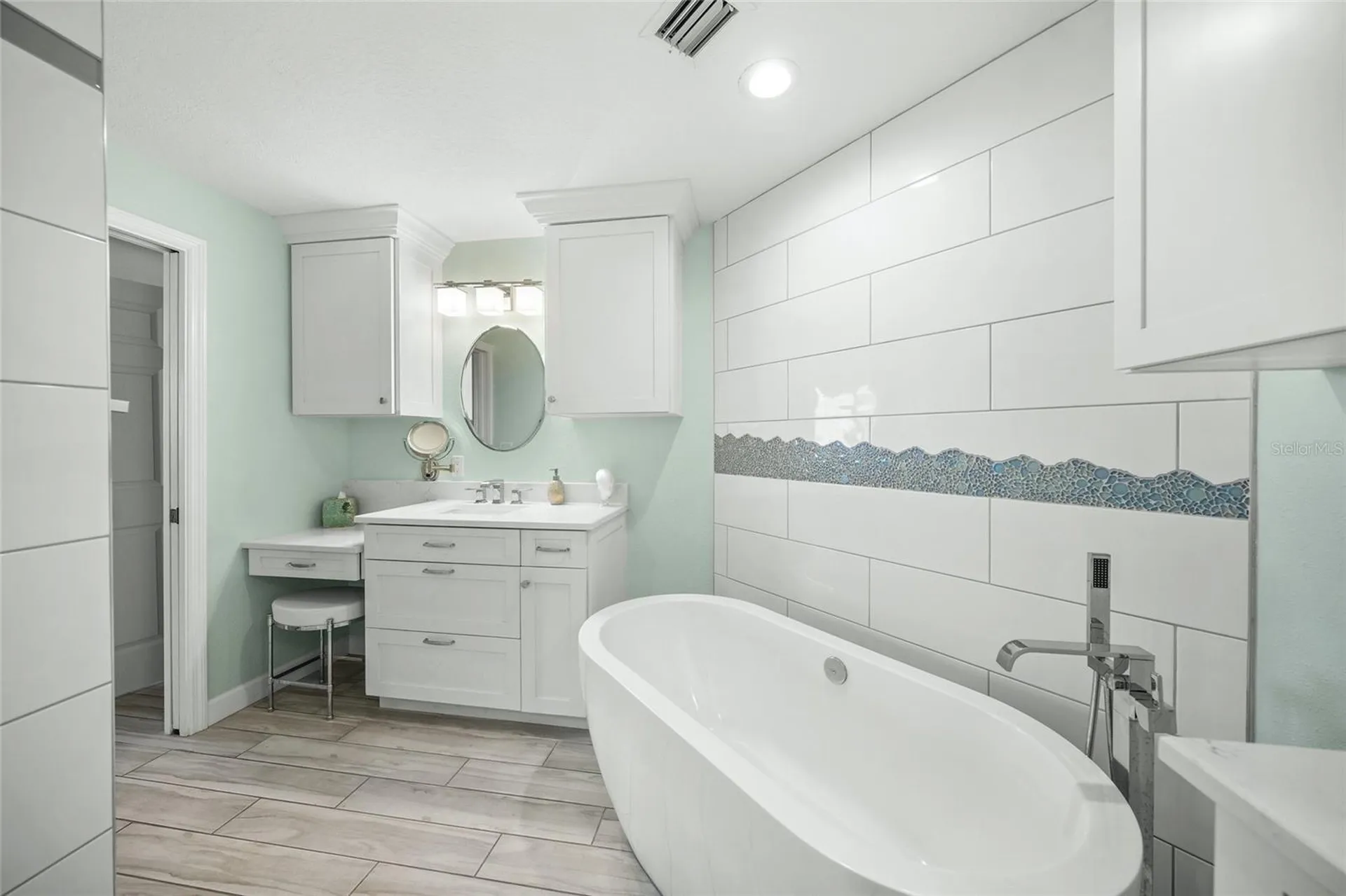 1260 Dolphin Bay Way Sarasota FL 34242