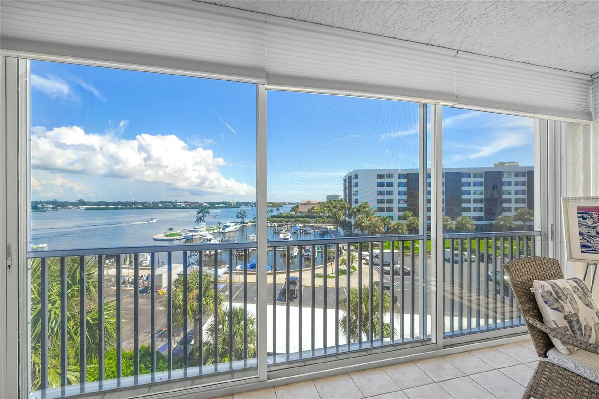 1260 Dolphin Bay Way Sarasota FL 34242