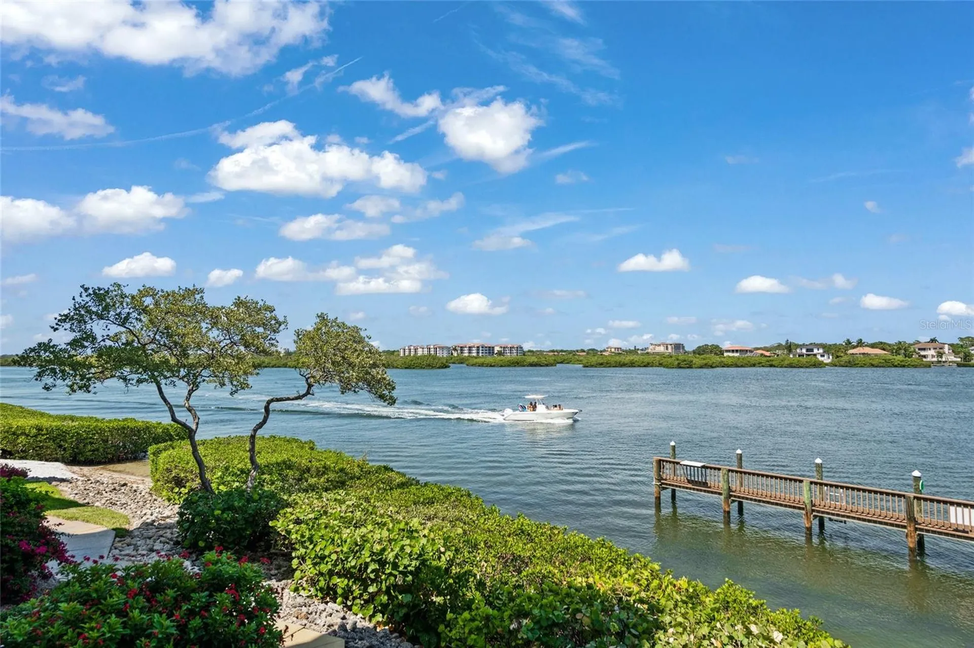 1260 Dolphin Bay Way Sarasota FL 34242