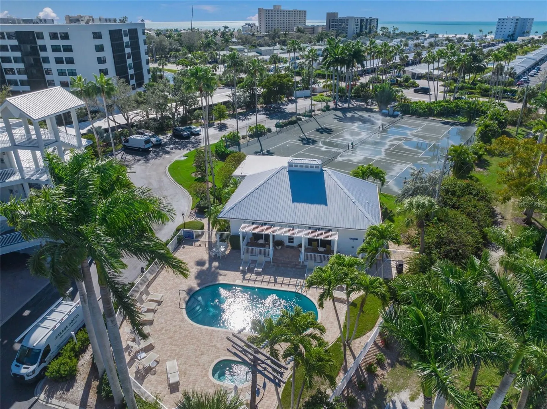 1260 Dolphin Bay Way Sarasota FL 34242