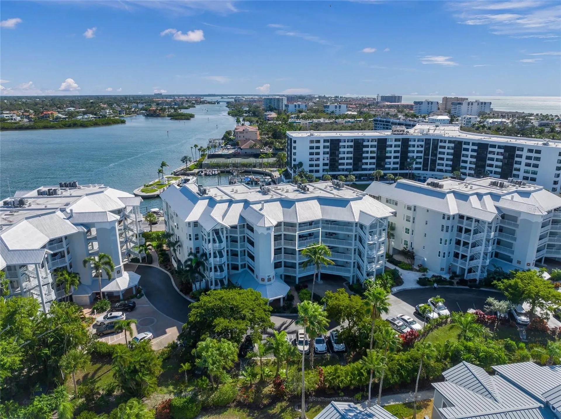 1260 Dolphin Bay Way Sarasota FL 34242