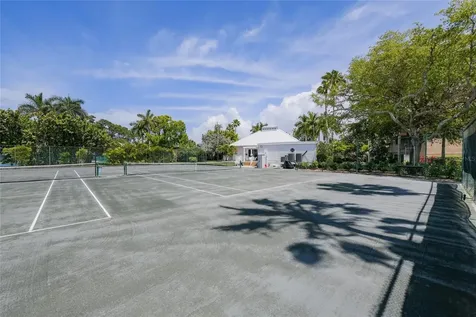 1260 Dolphin Bay Way Sarasota FL 34242