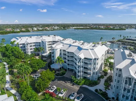 1260 Dolphin Bay Way Sarasota FL 34242