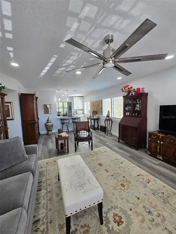 2430 Florentine Way Clearwater FL 33763