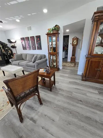 2430 Florentine Way Clearwater FL 33763