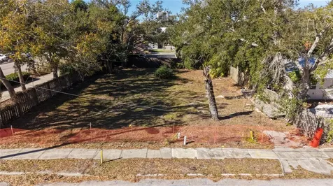 654 Lafayette Court Sarasota FL 34236