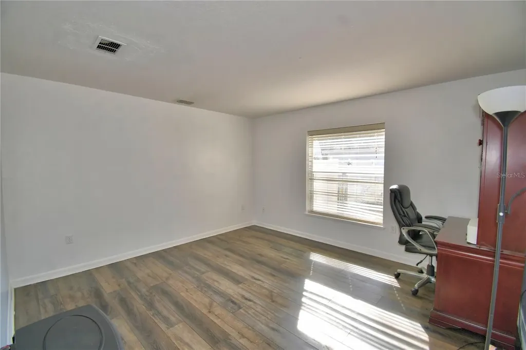 1832 Alambra Circle Apopka FL 32703