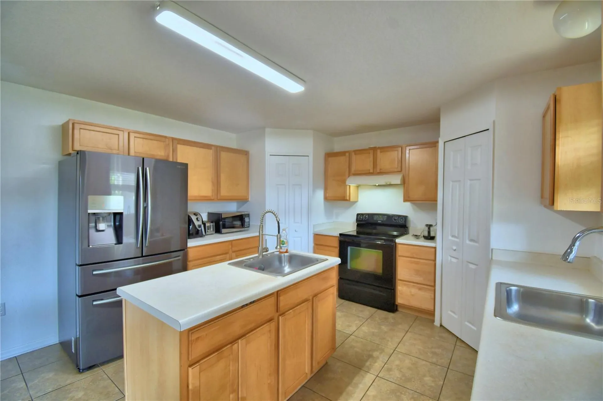 1832 Alambra Circle Apopka FL 32703