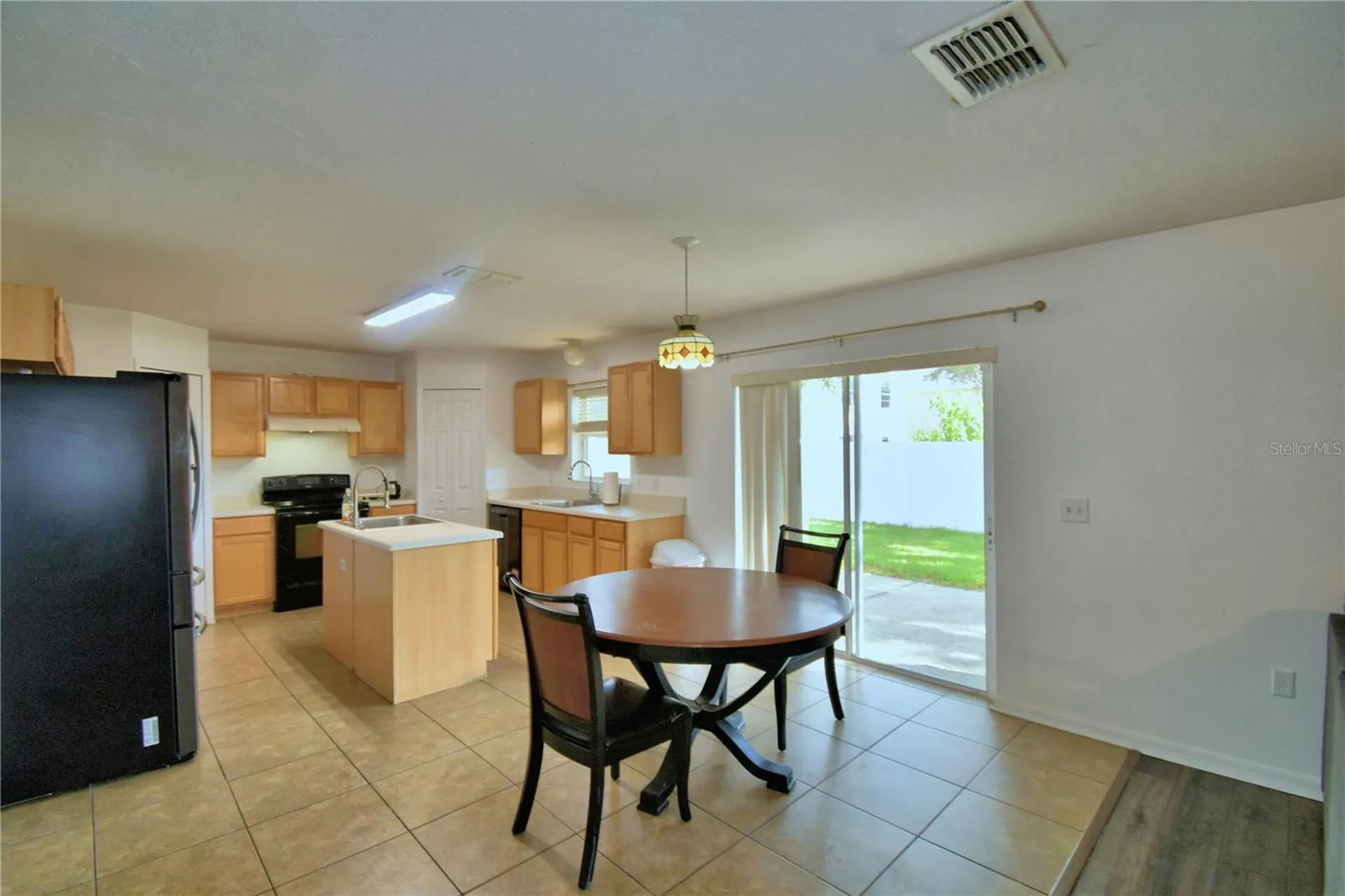 1832 Alambra Circle Apopka FL 32703