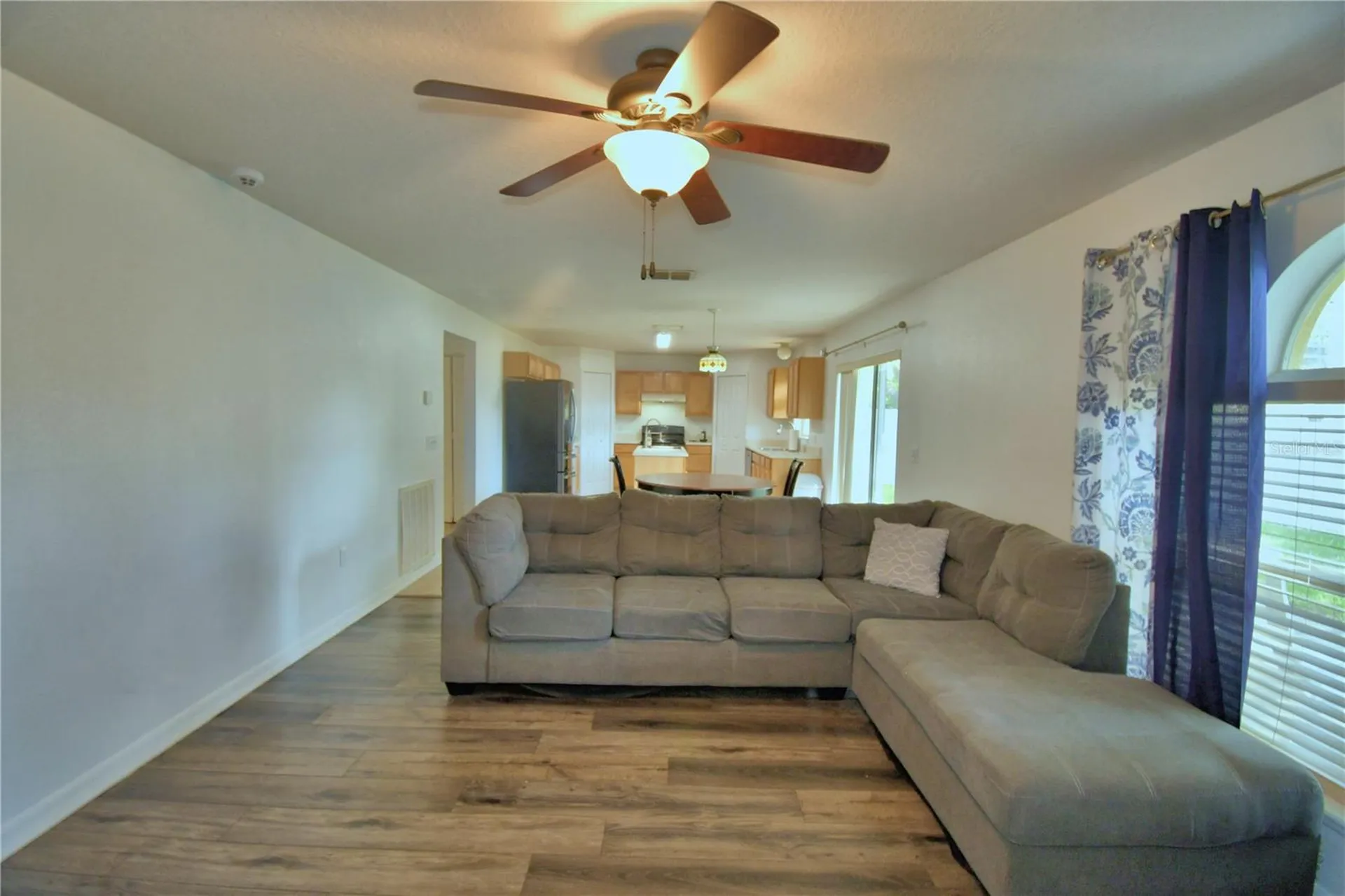 1832 Alambra Circle Apopka FL 32703