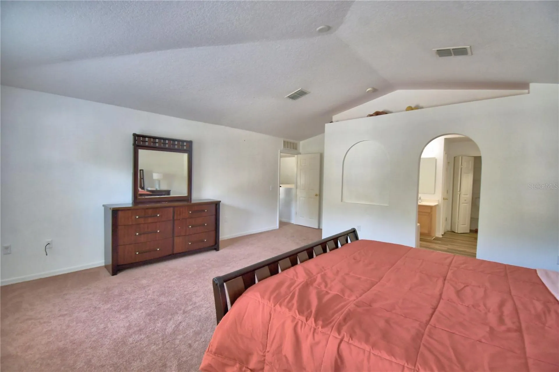 1832 Alambra Circle Apopka FL 32703