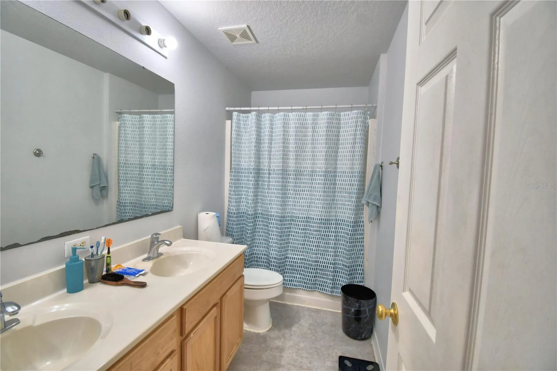 1832 Alambra Circle Apopka FL 32703