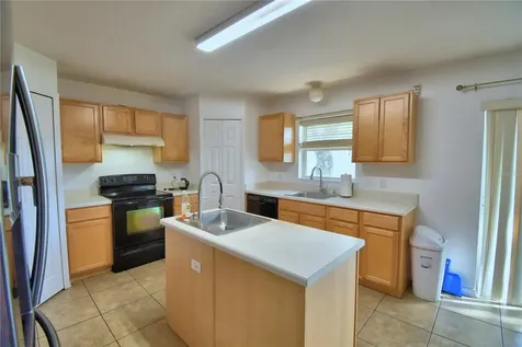 1832 Alambra Circle Apopka FL 32703