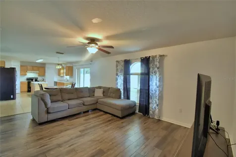 1832 Alambra Circle Apopka FL 32703