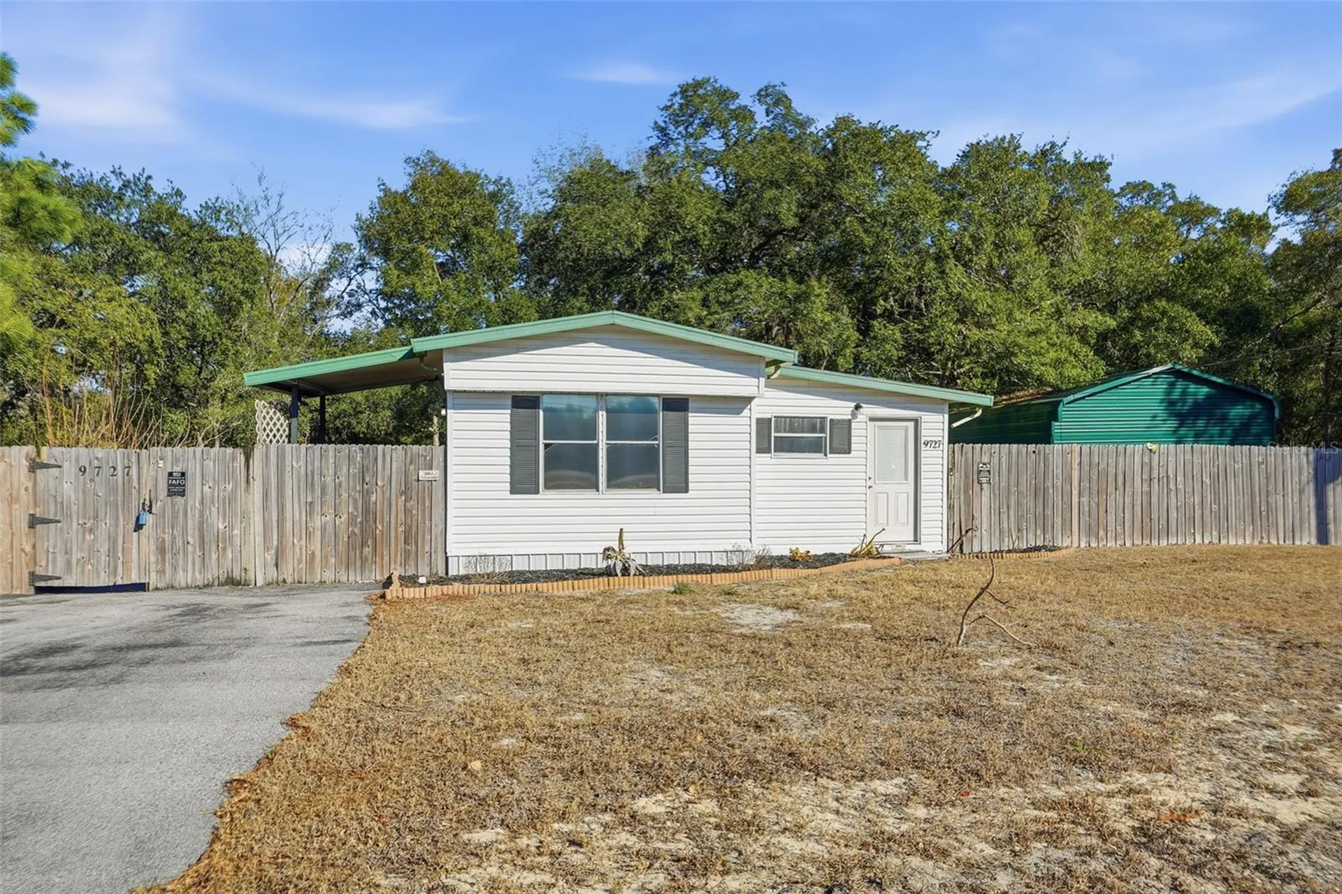 9727 Lake Drive Weeki Wachee FL 34613
