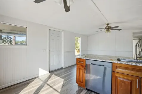 9727 Lake Drive Weeki Wachee FL 34613