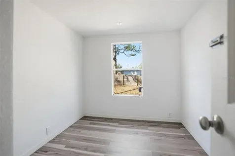 9727 Lake Drive Weeki Wachee FL 34613