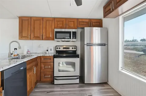 9727 Lake Drive Weeki Wachee FL 34613