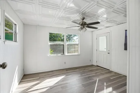 9727 Lake Drive Weeki Wachee FL 34613