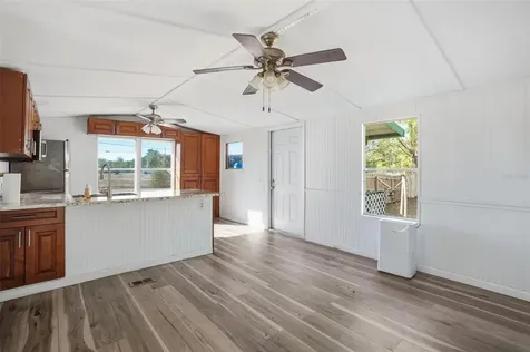9727 Lake Drive Weeki Wachee FL 34613