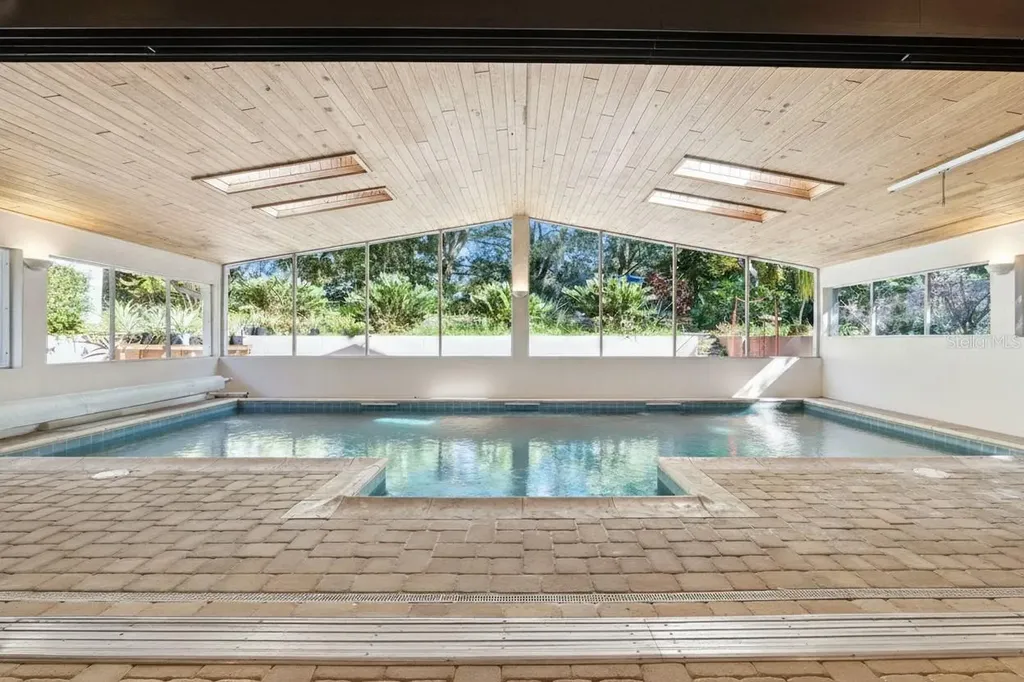 103 S Lakeshore Drive Minneola FL 34715