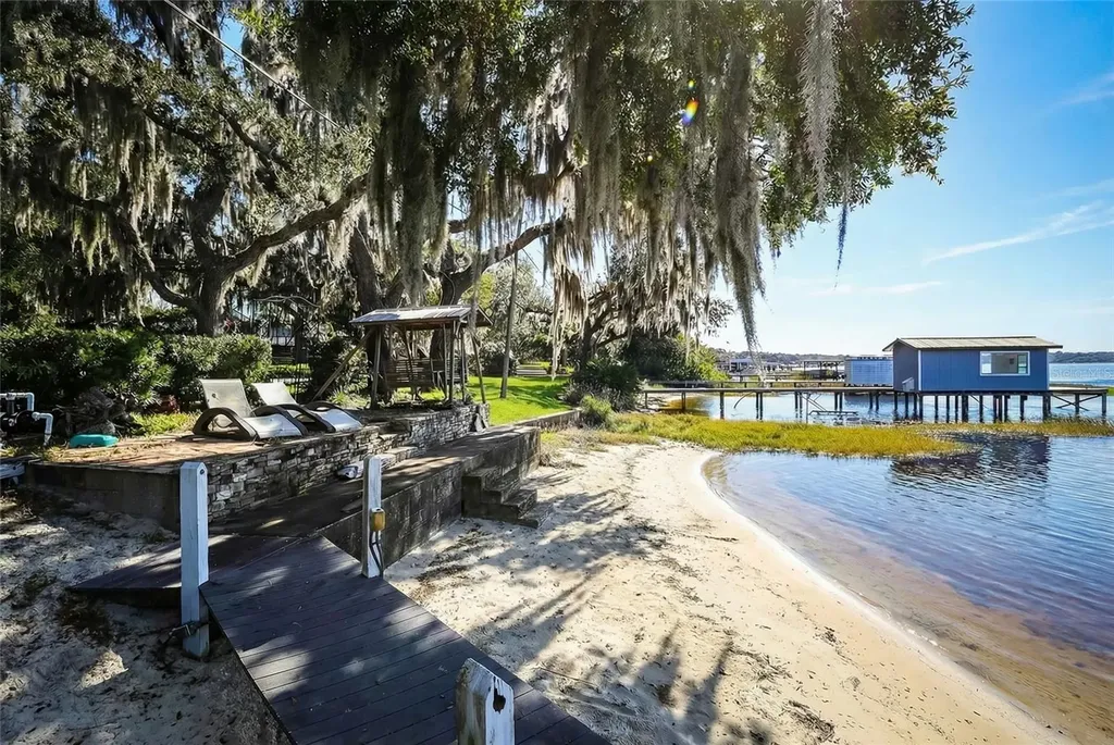 103 S Lakeshore Drive Minneola FL 34715