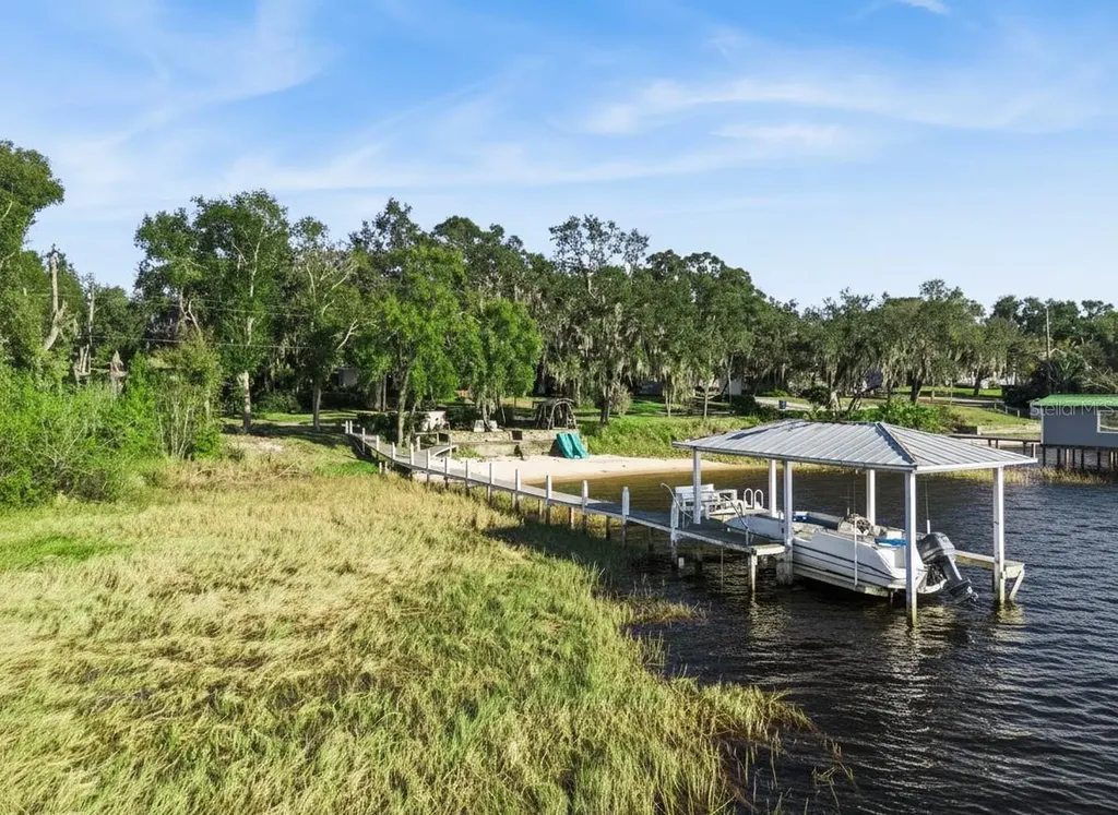 103 S Lakeshore Drive Minneola FL 34715