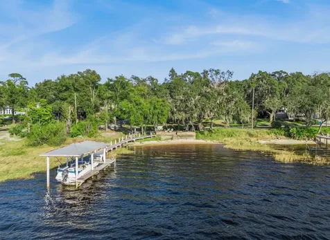 103 S Lakeshore Drive Minneola FL 34715