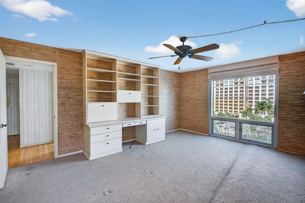 1111 N Gulfstream Avenue Sarasota FL 34236